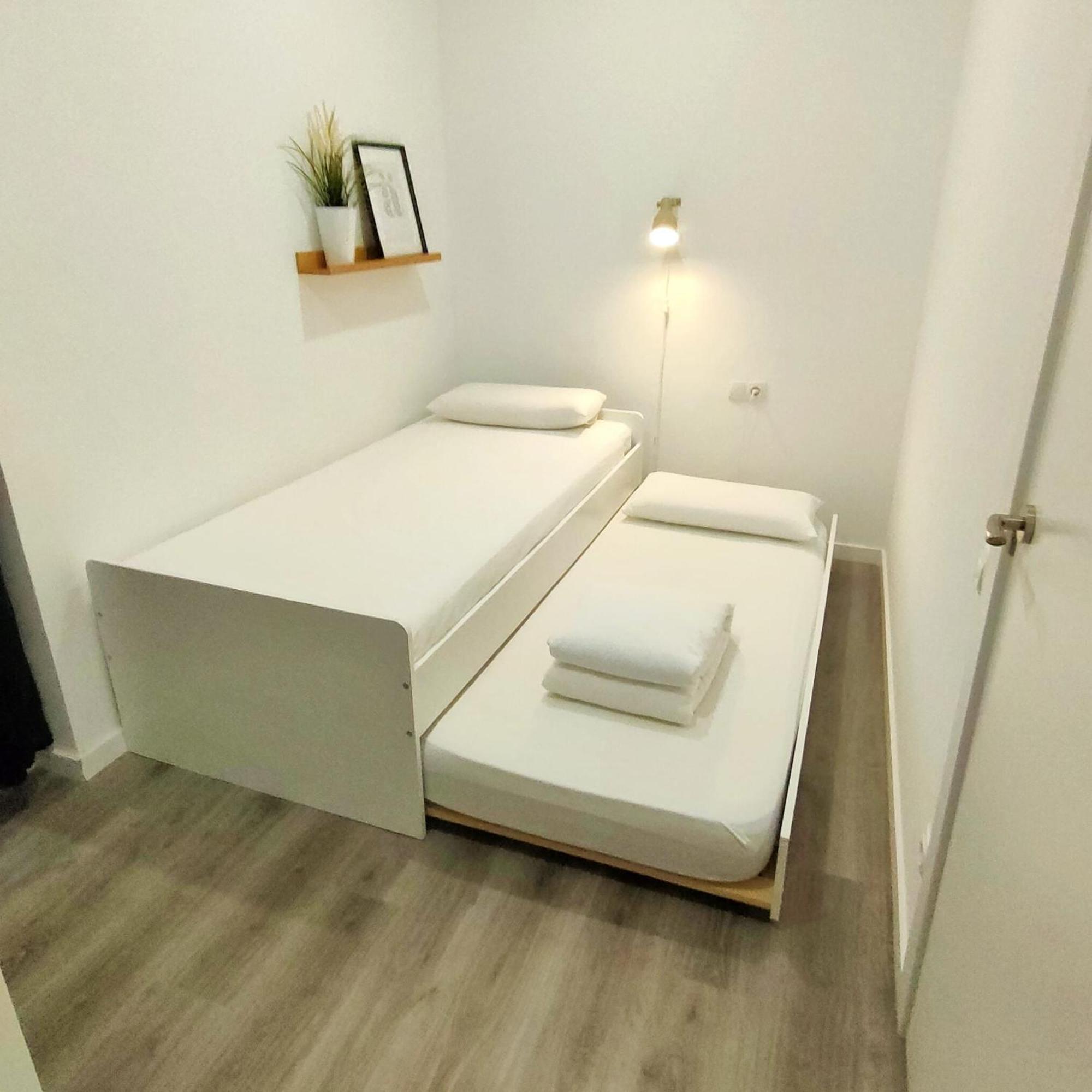 Mediterranean Barcelona Apartments Экстерьер фото